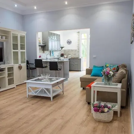 Apartment Flatguest Living House *